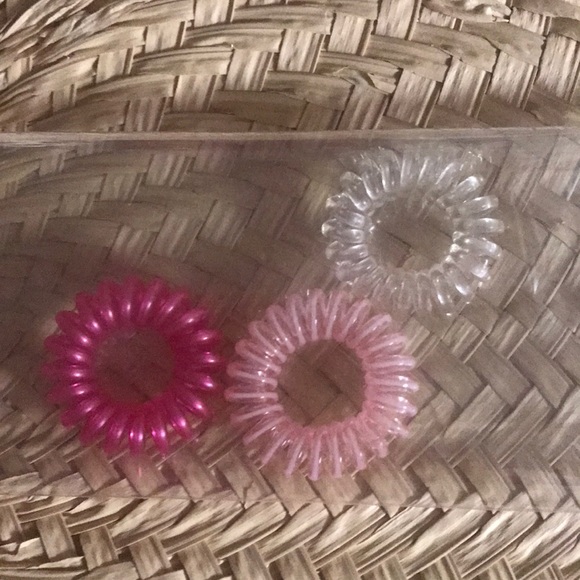 NWT Set of 4 pink/white coil/spiral hair ties - Picture 8 of 8